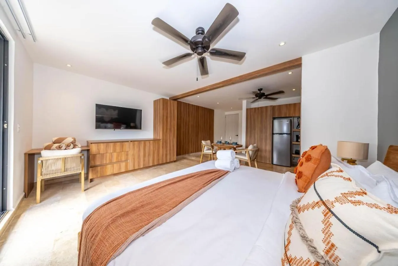 King Studio W Private Balcony Rooftop Pool Gym Tulum Mexico