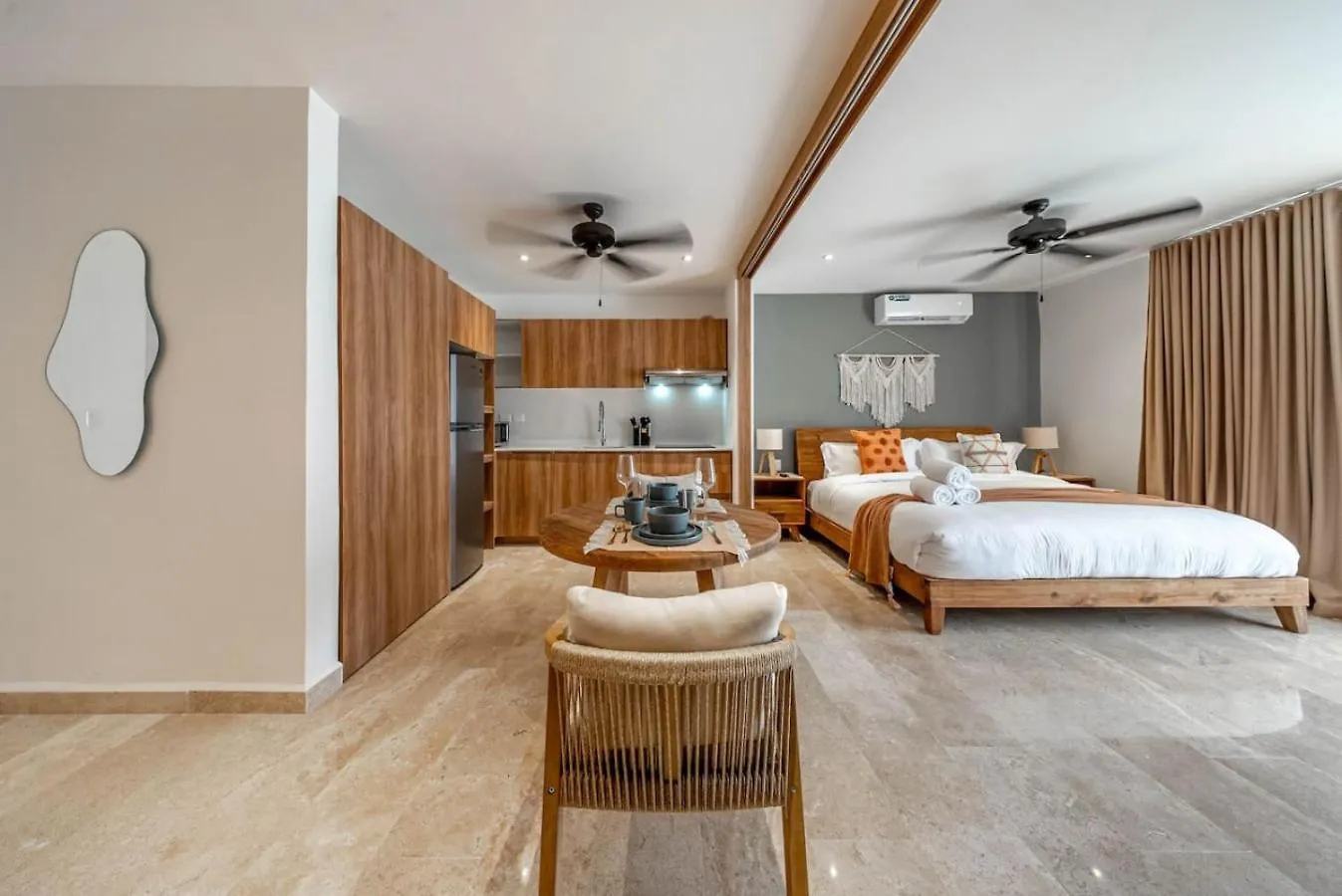King Studio W Private Balcony Rooftop Pool Gym Tulum