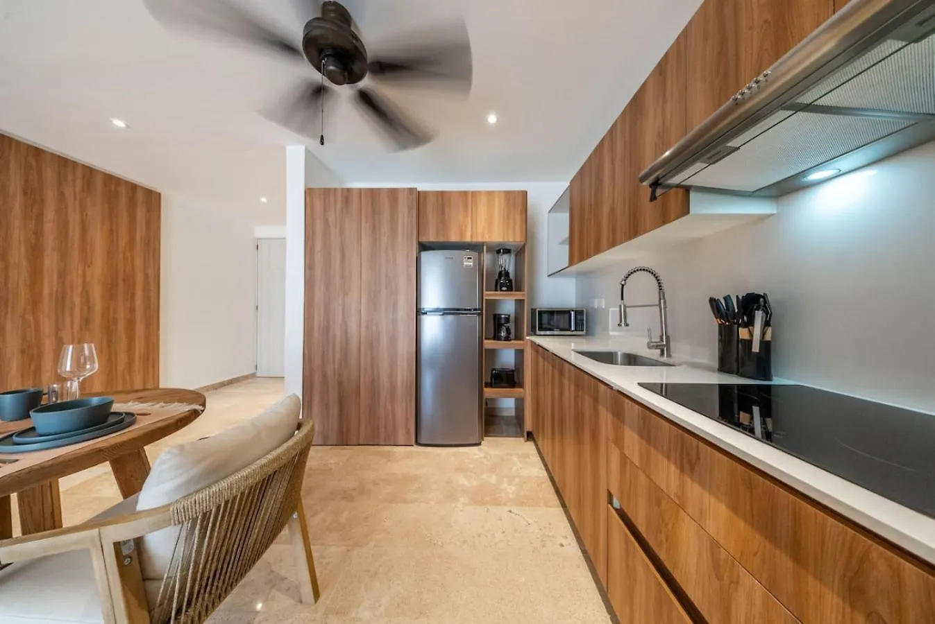 King Studio W Private Balcony Rooftop Pool Gym Tulum
